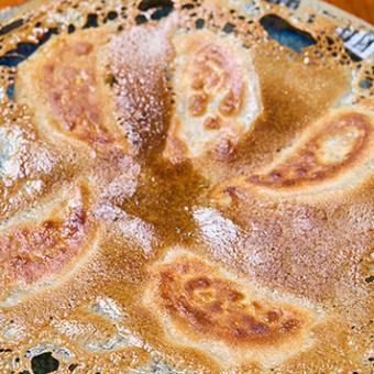 【ランチコース】羽付き焼き餃子やエビチリ・小籠包など全7品付き！宴会やパーティーにオススメ 