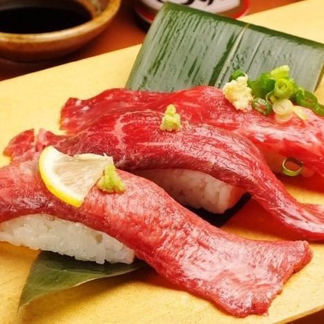 取分け不要◎肉寿司食べ放題やグリルチキン含む5品『個別盛りコース』2H飲み放題3980円⇒2980円