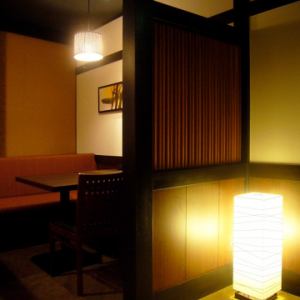 落ち着いた店内で旬の食材と美味しいお酒を…