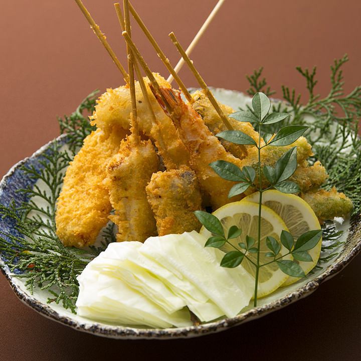 串カツ盛り合わせ