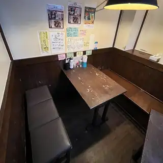 6名様テーブル