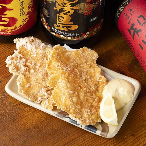 【当店オリジナルメニュー!】 鶏せんべい 2枚 500円(税込)