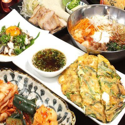 韓国や肉料理など全メニューから9品選べる＋飲み放題付が4400円!