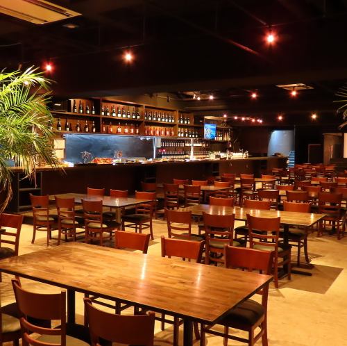 オシャレで落ち着きの店内