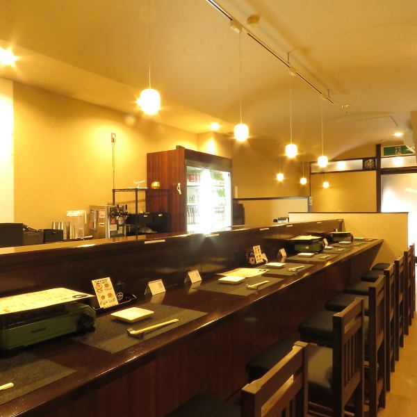 デートにぴったりのカウンター席もご用意しております。友人や同僚と一緒に、楽しい時間をお過ごしください。予約はお早めに！あなたのご来店を心よりお待ちしております。