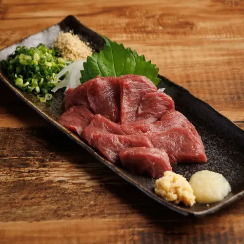 赤身馬刺し