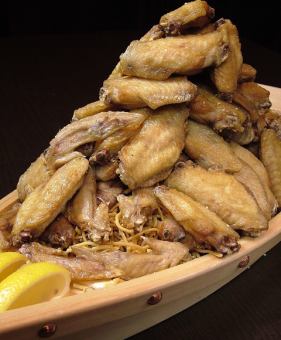 Deep-fried chicken wings