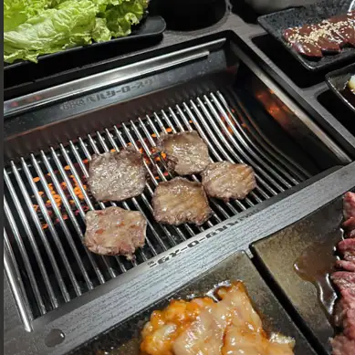 無煙ロースターで快適!