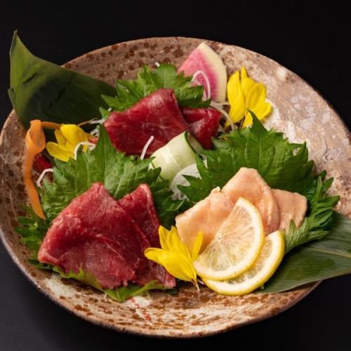 Horsemeat sashimi platter 3 kinds
