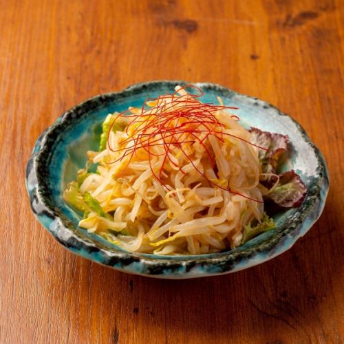 Special bean sprout namul