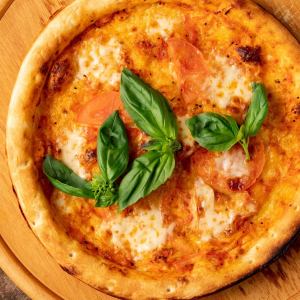 Margherita pizza