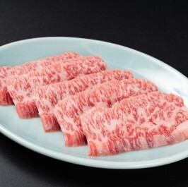 Wagyu beef ribs with sauce