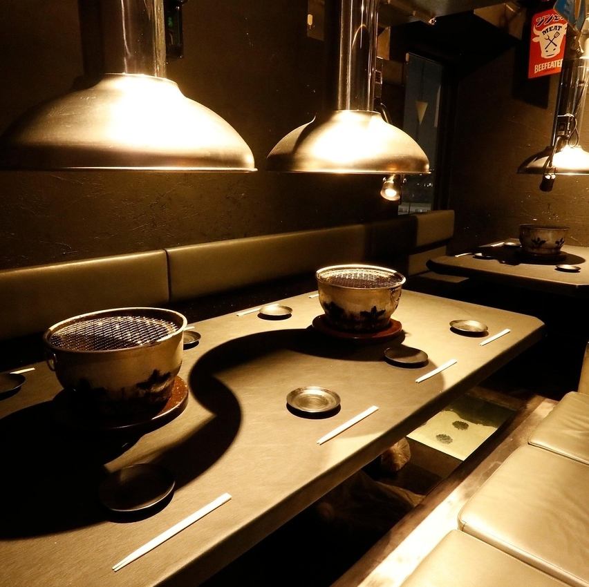 カジュアルな店内は気軽にお食事頂ける空間です。