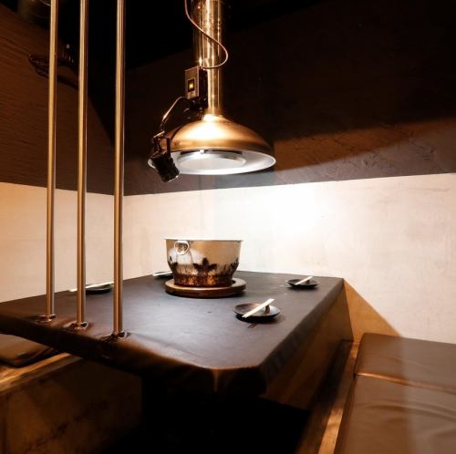 下沉式被炉座位,可欣赏美丽夜景♪最适合约会和纪念日♪♪