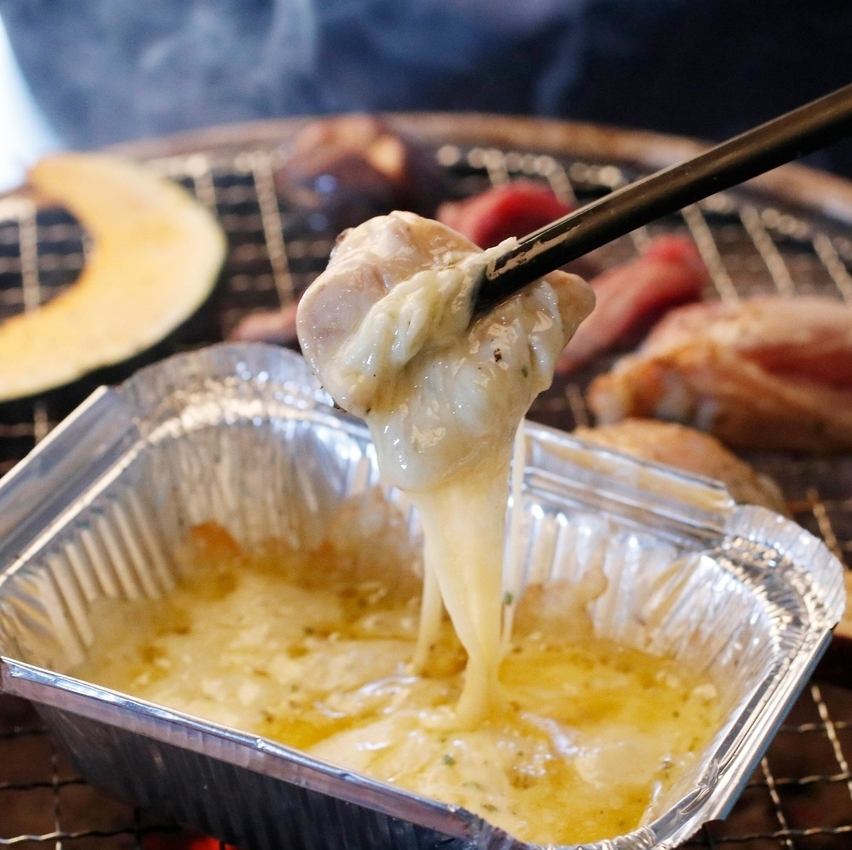 您可以吃到回头客众多的美味奶酪。