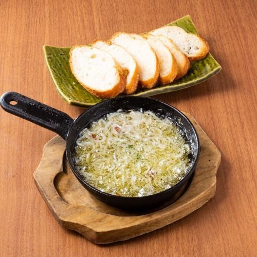 炸银鱼Ajillo