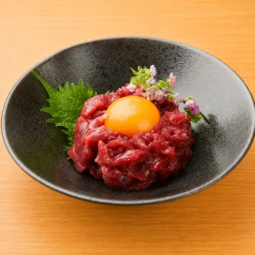桜ユッケ