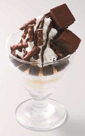 チョコレートパフェ