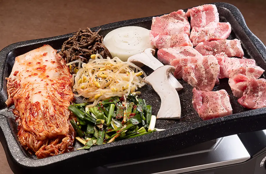 【大満足☆サムギョプサルプレミアム食べ放題コース(2名様～）】