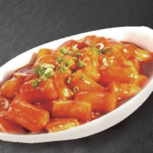 Tteokbokki (additional cheese recommended)