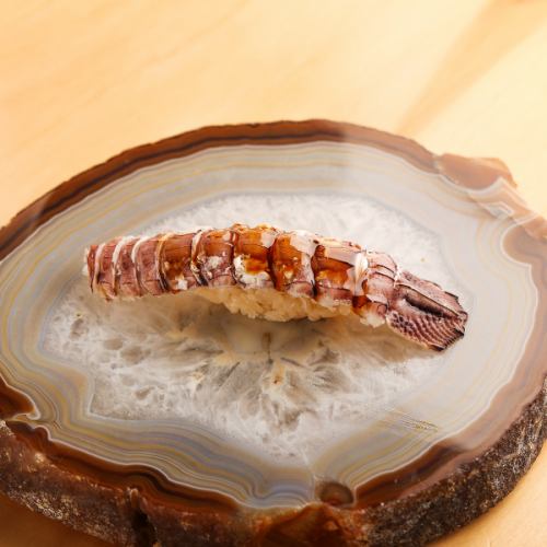 【シャコ】北海道らしい力強い旨味と独特の甘さ