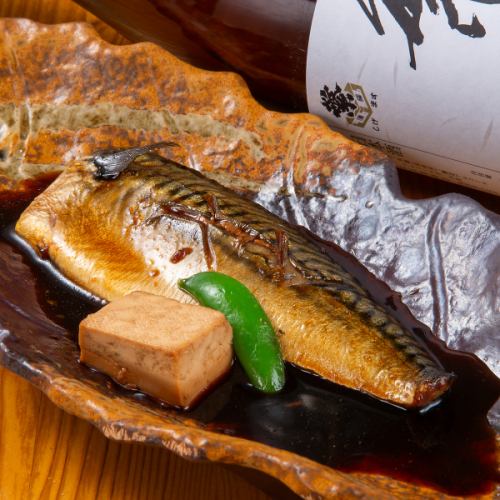 【当店人気メニュー】とろサバの煮付け650円(税込)