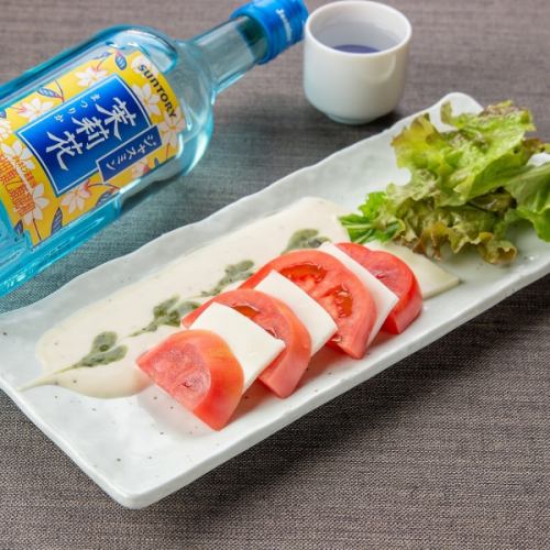 トマトとチーズのカプレーゼ