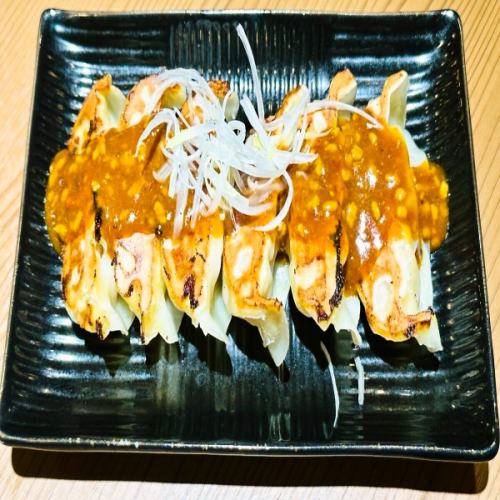 最強コラボ！マーボー餃子