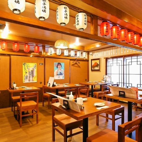 最大50名が入れる広々店内