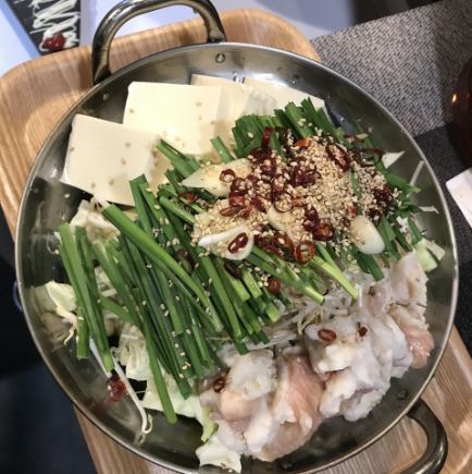 All-you-can-eat motsunabe and all-you-can-drink course