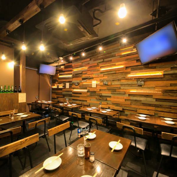 The calm interior with a chic wood grain ♪ You can enjoy a relaxing and peaceful party without worrying about other customers.Please feel free to contact us regarding the number of people and time of day.Up to 30 people can eat and drink while seated ♪