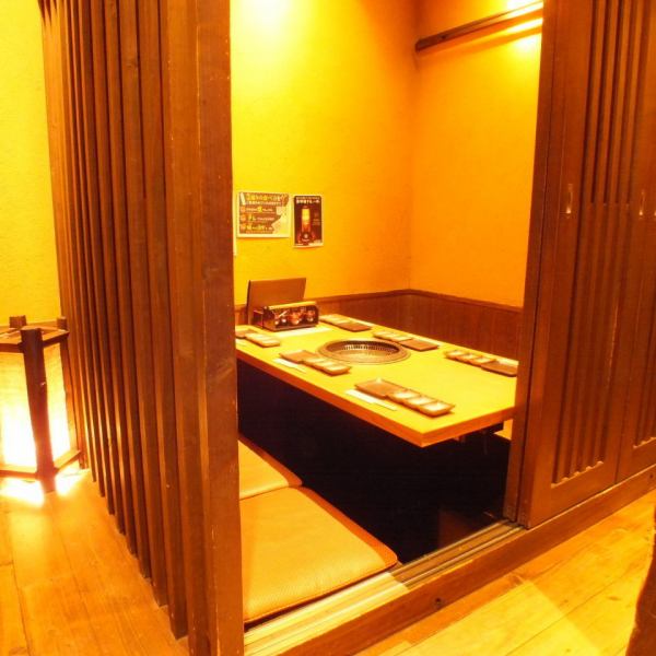 <Complete private room full digging> It is ideal for entertainment, Mama kai lunch, girls' society, welcoming important customers at the digging tatami matsuri which do not burden on the legs.We will produce a happy time full of smiles with delicious meat.