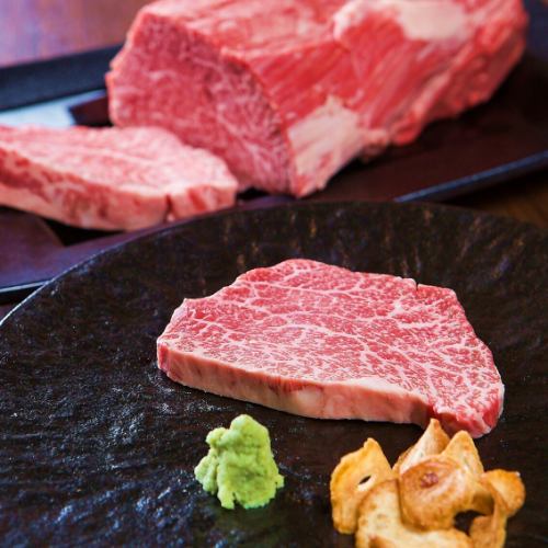 <p>グルメサイト口コミ評価3.5点以上の肉質、味自慢のお店！牛を育てる事から学んでき店主の黒毛和牛雌牛専門焼肉店。神戸牛をはじめ松阪牛、豊後牛などの高級銘柄は勿論、生産者にまでこだわってお肉をご用意致しております。</p>