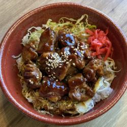 豚カシラ丼