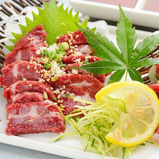 [Hakata Course] 9 dishes including fresh horse sashimi, seafood and other delicacies, 3 hours of all-you-can-drink included, 5000 yen ⇒ 4000 yen
