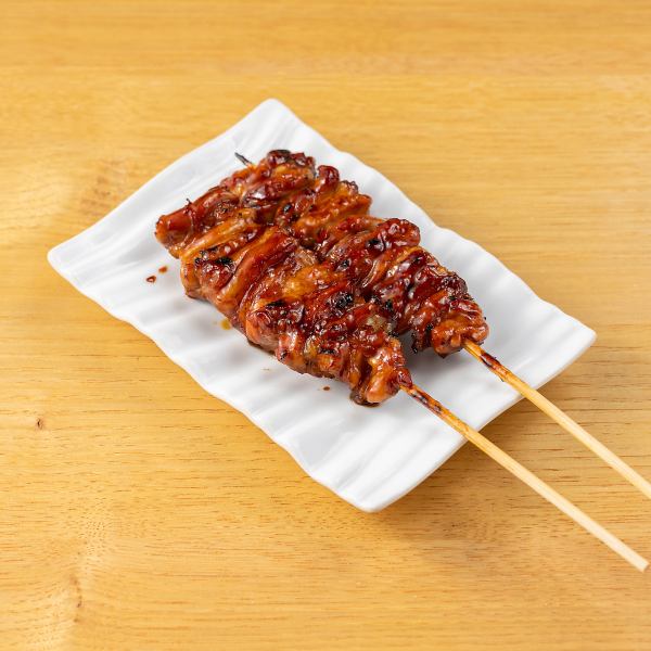こだわり抜いた炭火焼き鳥を165円（税込）～お食事可能！！