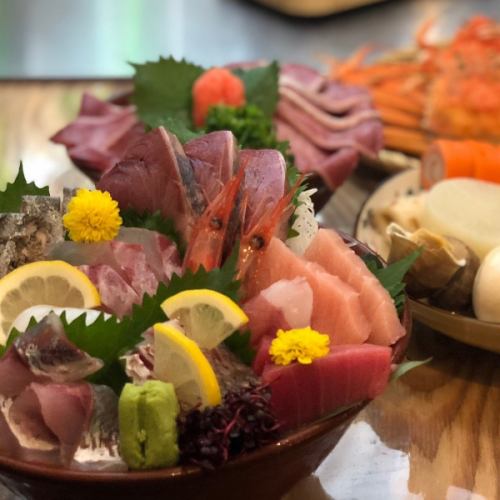 新鮮な海鮮をご賞味あれ。