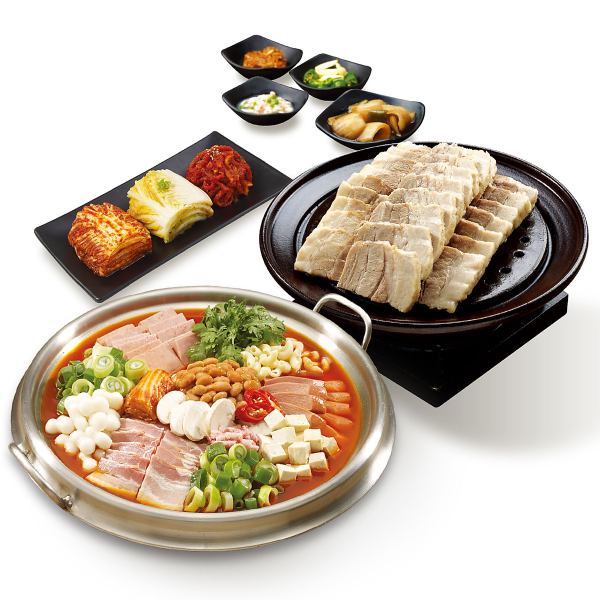 Budae Jjigae ★Norbu Budae Jjigae is filled with Norbu's representative premium ham.