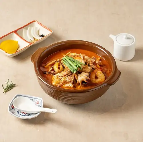 Authentic Jajangmyeon & Chanpon that you'll be hooked on after just one bite.