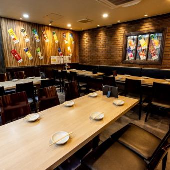 店舗を貸し切れば最大60名様までご利用いただけます。歓送迎会や打ち上げ、同窓会など各種宴会におすすめです。20名様からご相談承っておりますので、ママ会などに利用にも最適。周りを気にせずお客様だけのプライベート空間で当店自慢の海鮮鮨やおでんなど創作和食をください。