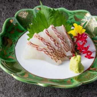 Red sea bream sashimi