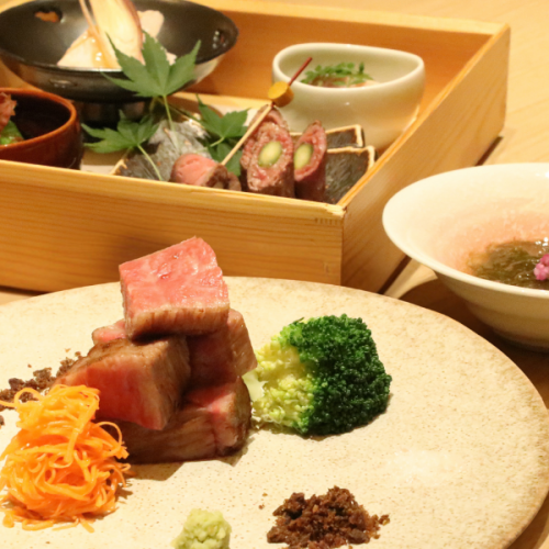 【绣球花（六月限定）】九道菜套餐：8800日元