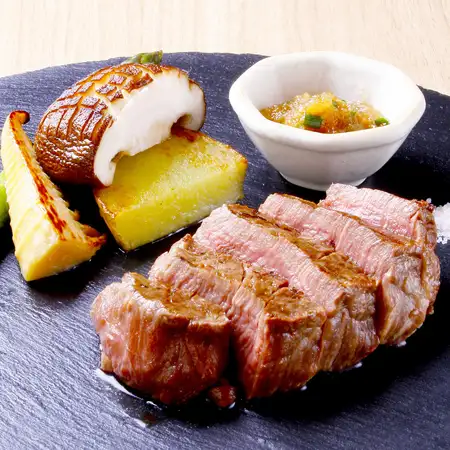 October only: Special Course (7 dishes) - 13,000 yen