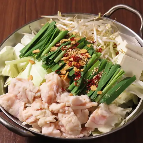 Specially crafted Hakata-style motsunabe (soy sauce flavor) - 1 serving