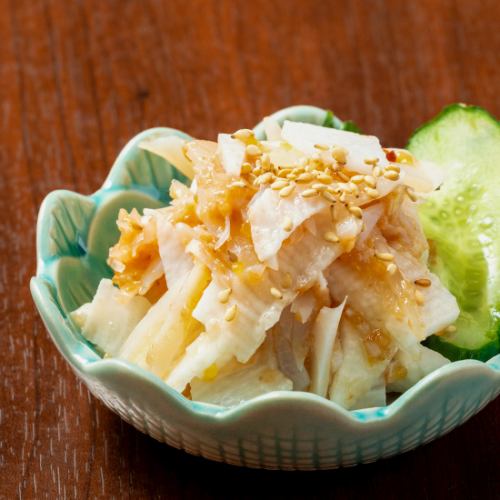 山芋の梅水晶あえ