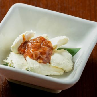 酒盗クリームチーズ