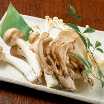 【鍋の追加食材】きのこ盛り