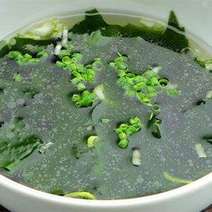 Wakame soup
