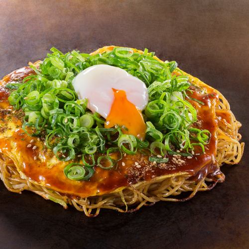 王道のお好み焼から変わり種まで豊富なお好み焼き！