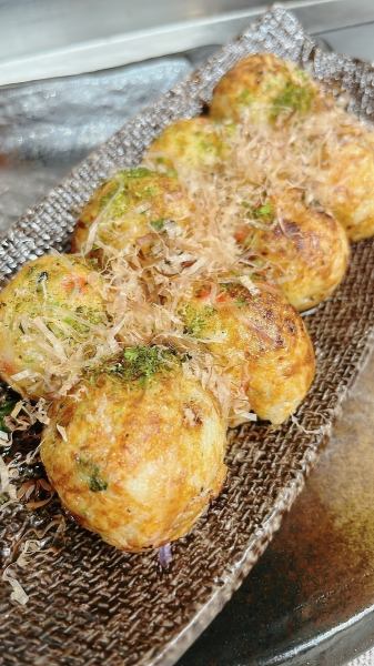 Store-baked takoyaki